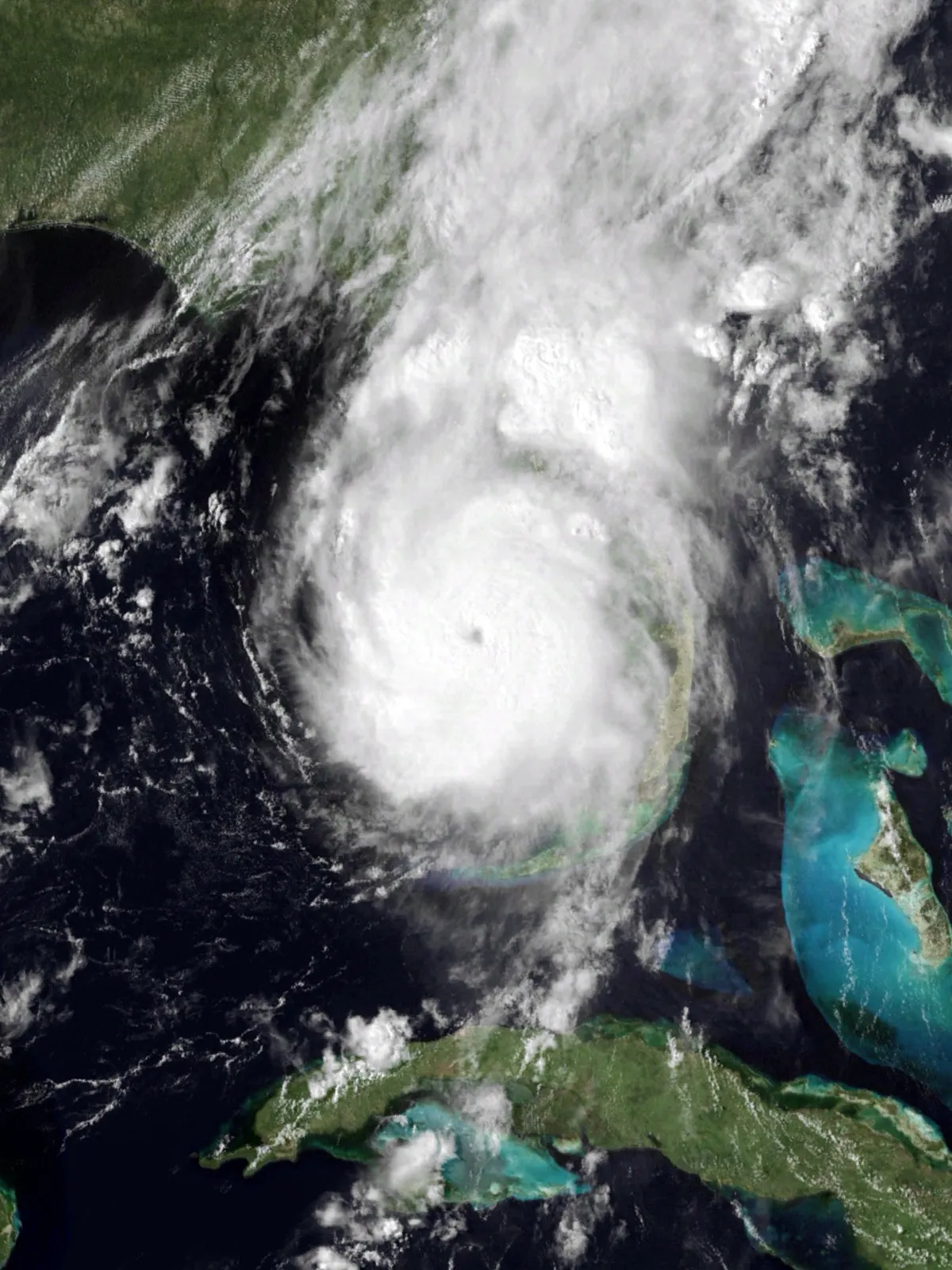 Compact Hurricane Charley approaching southwest Florida in 2004
